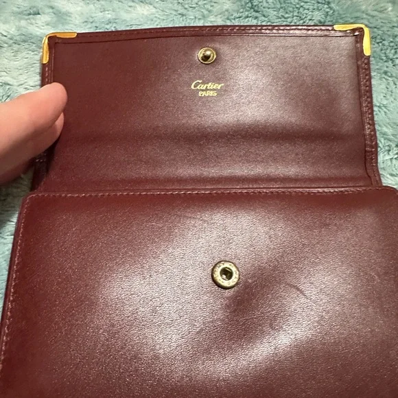 Cartier Burgundy Tri Fold Wallet With Kiss Lock 💋 - Picture 4 of 15